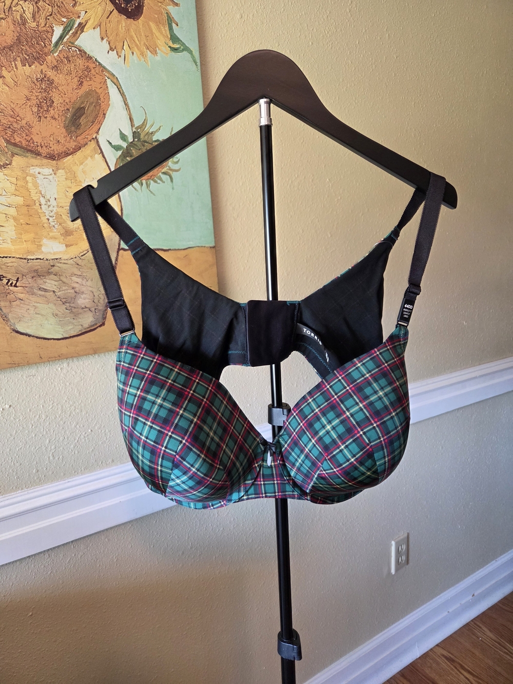 Torrid Plaid Underwire Bra -Lightly Lined Perfect T Bra 44DD